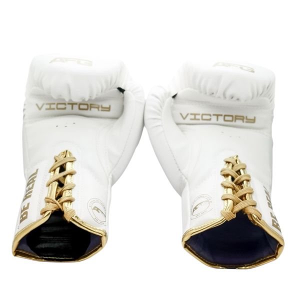 Bağcıklı Beyaz Gold Series Boks Eldiveni